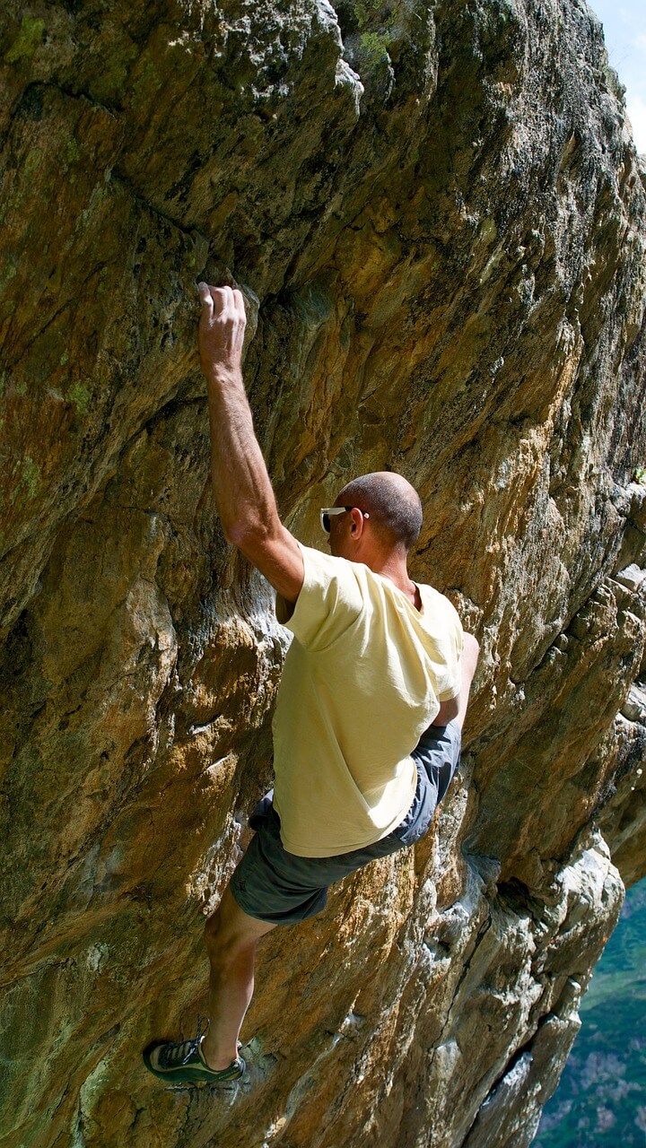 Bouldering